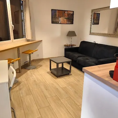 Cosy 2p A 5 Minutes A Pied De La Et Du Centre Apartment Menton